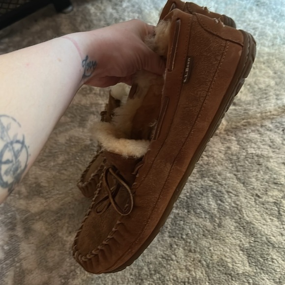 Men’s L. L. Bean Wicked Good Moccasins - Picture 8 of 9